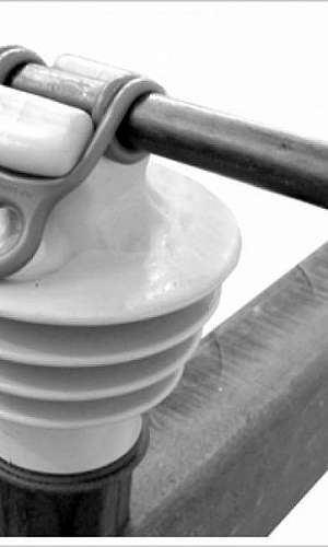 Isolador de pino polimérico 15kv Isolador de pino polimérico 15kv